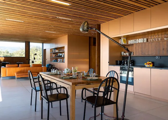 فيلة Casa Nera *